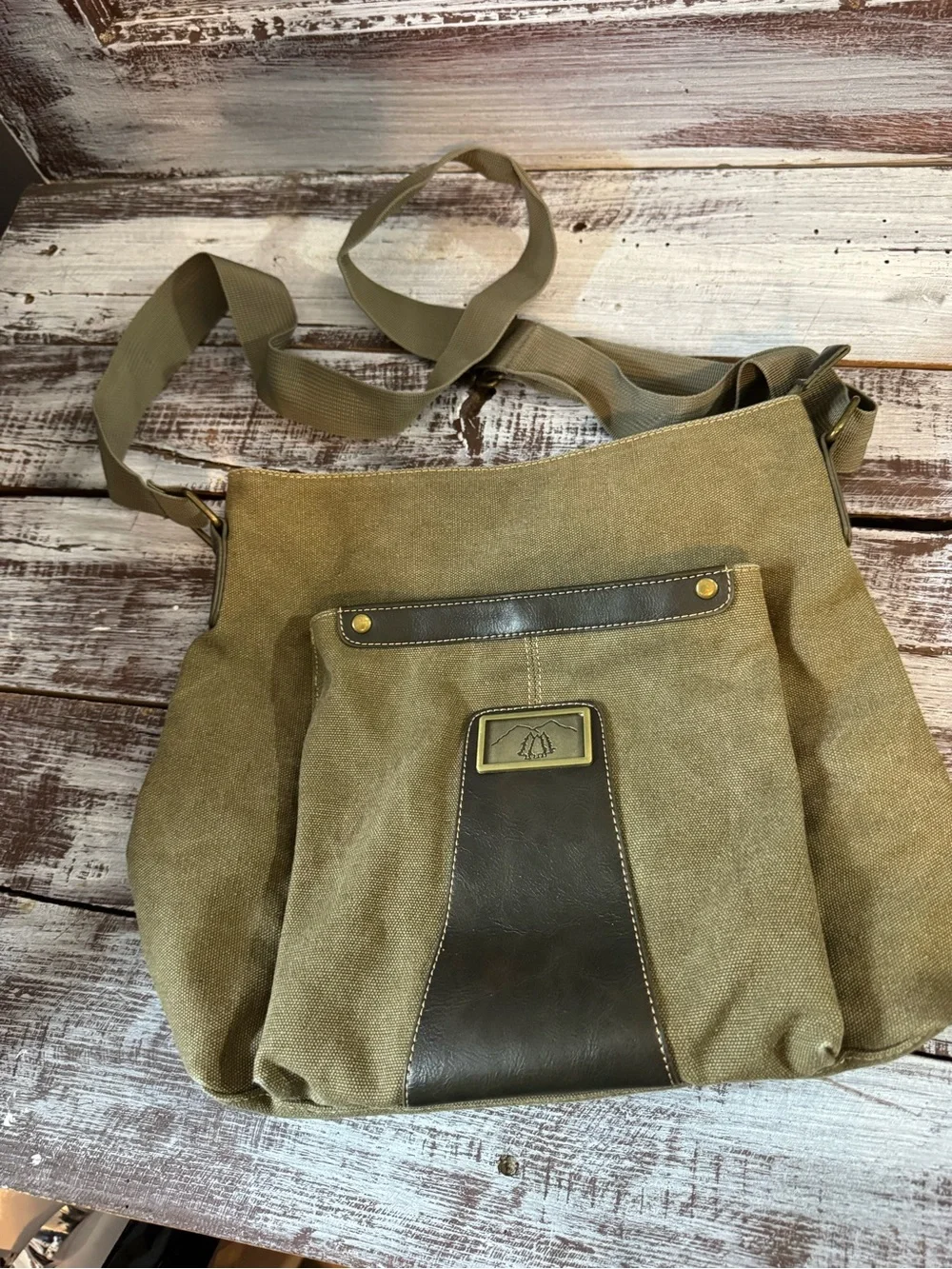 Canvas Crossbody Bag in Olive Green